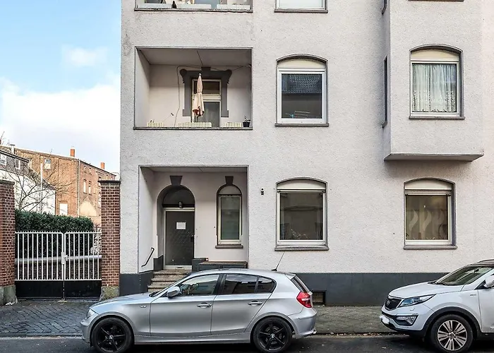 Work & In * Гельзенкирхен